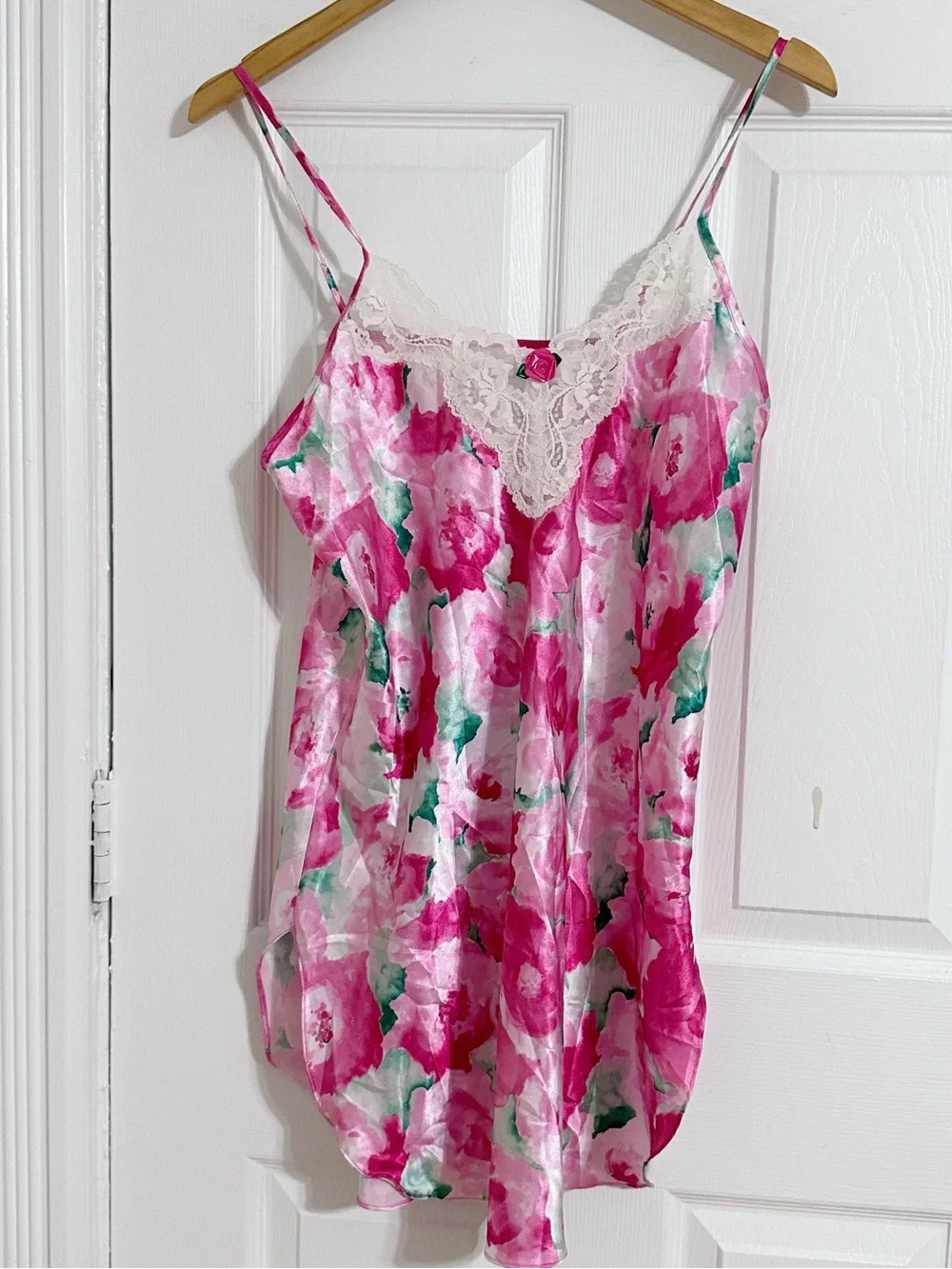 Vintage Inner Most Floral Satin Chemise Nightgown Lace Pink